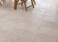 Suelo m&aacute;rmol envejecido