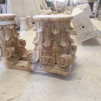 Capiteles corintio travertino olivillo