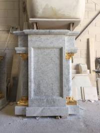 Sagrario en m&aacute;rmol blanco carrara 02